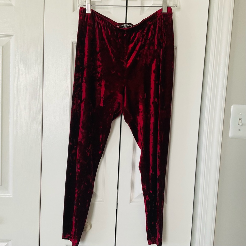 VTG TAPEMEASURE PLUS Dark Red Velvet Leggings Elastic Waist Size 1X 34” Long